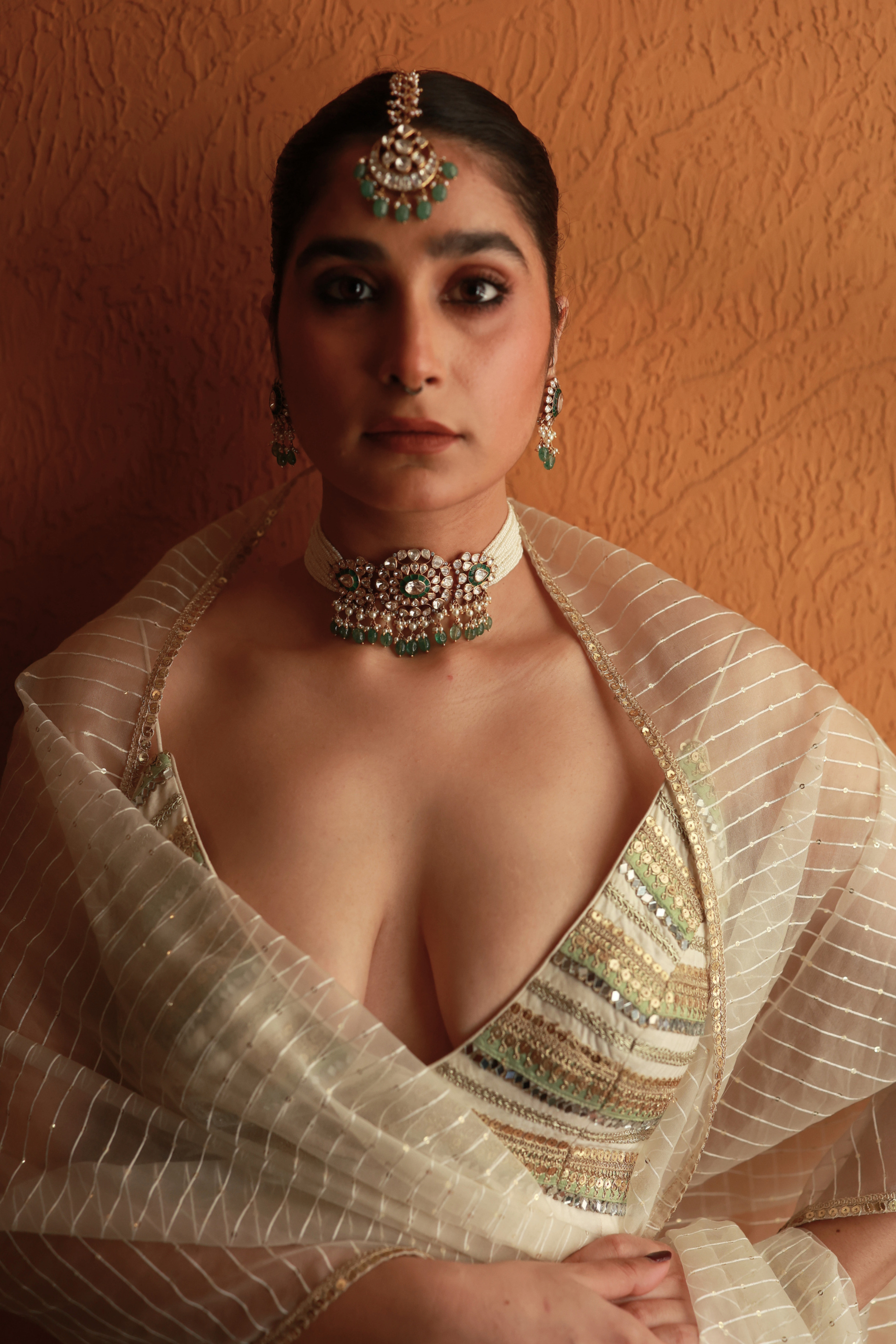 Paaki Haar Set