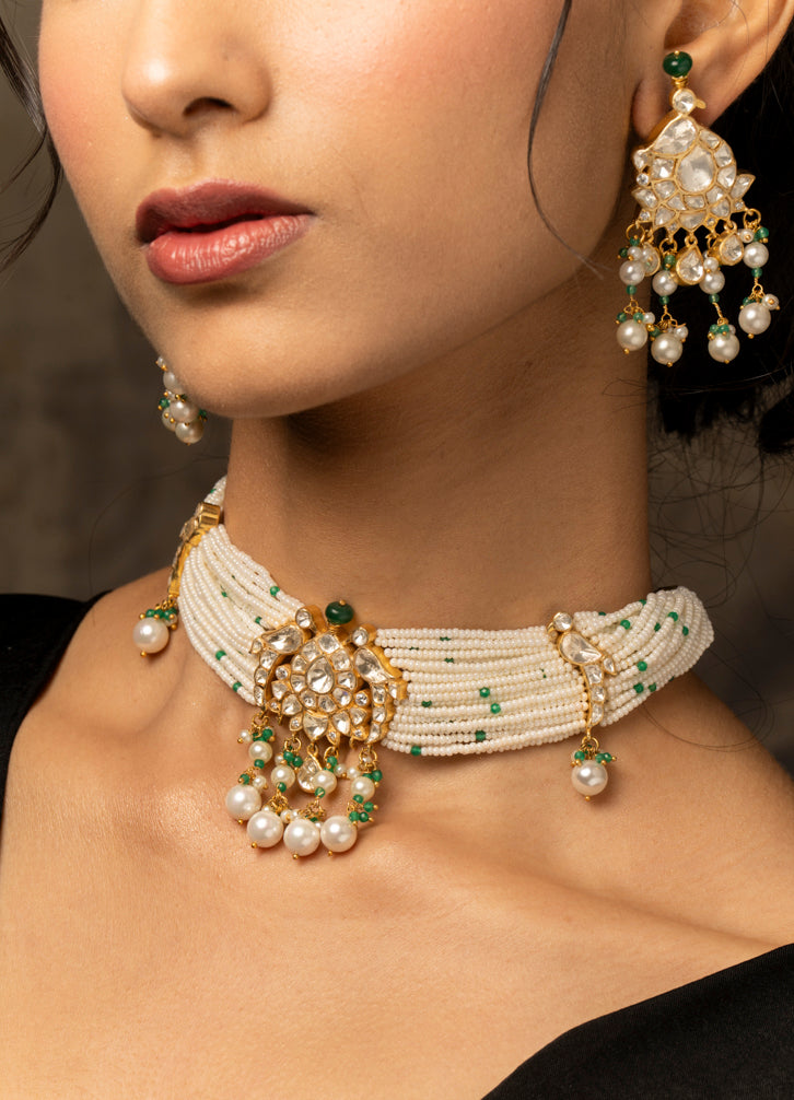 Naveenta Necklace Set