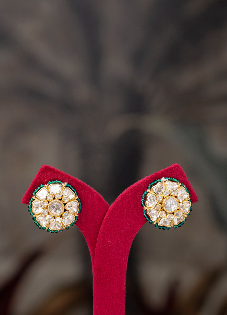 Hari Studs