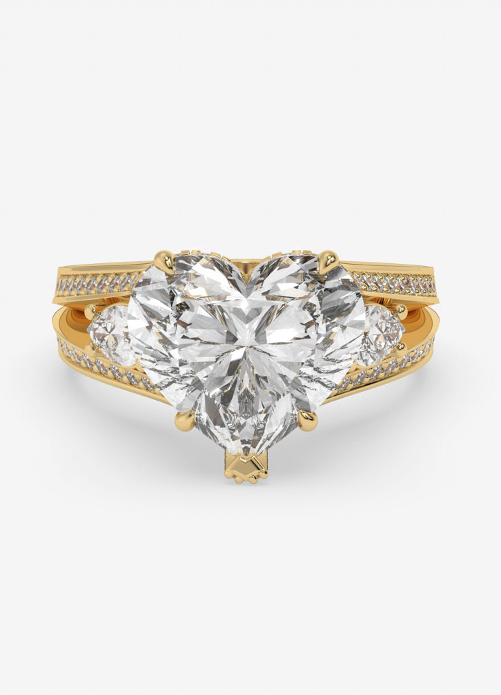 Valerisse Ring in Yellow Gold