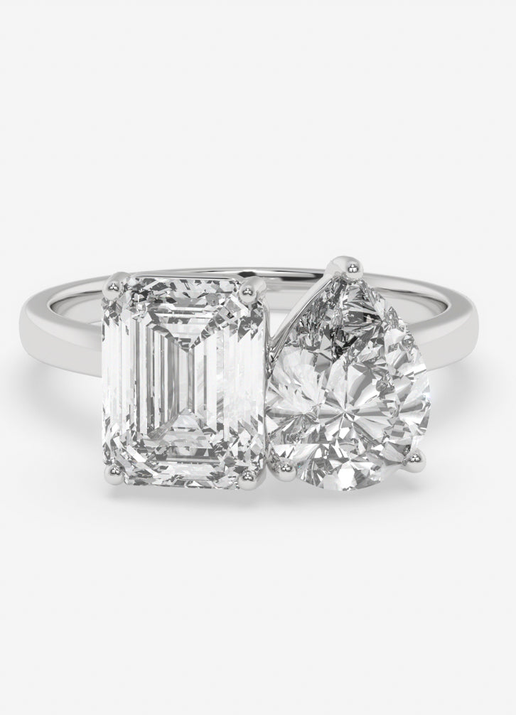 Aelion Ring in White Gold