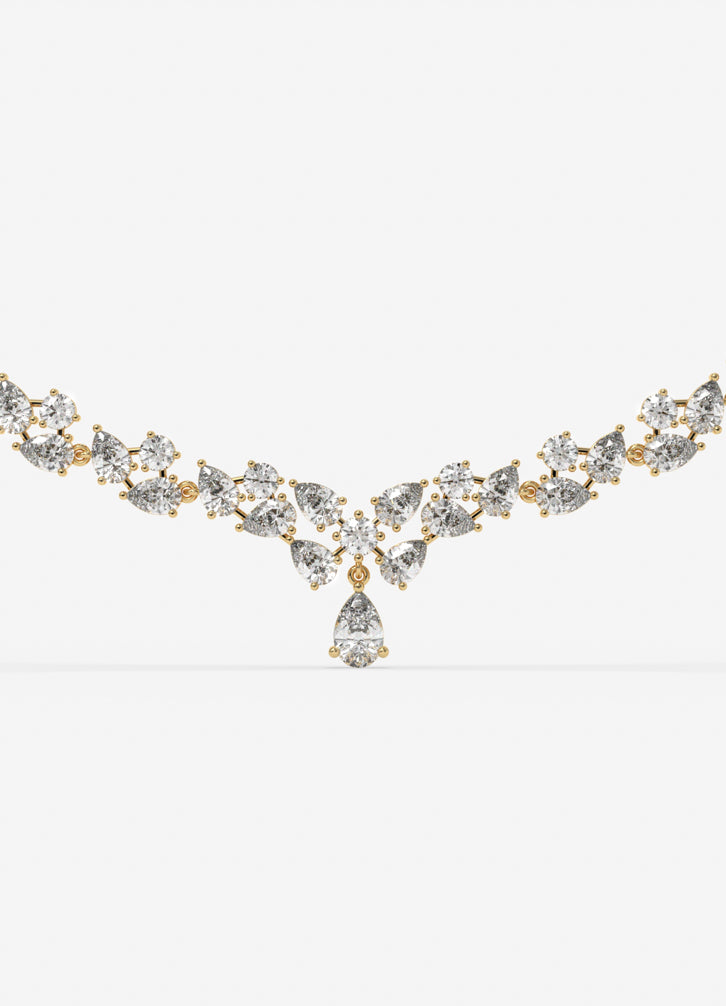 Elysian Teardrop Necklace in Yellow Gold