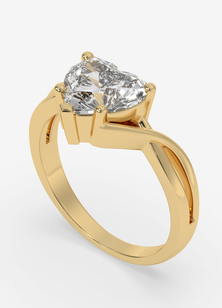 Amora Ring in Yellow Gold