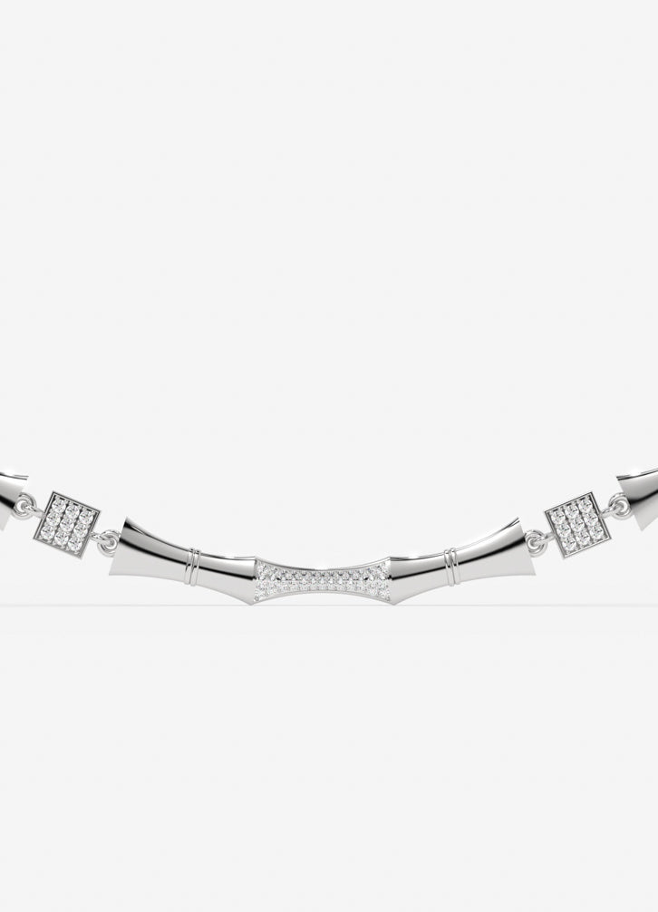Rosvella Necklace in White Gold