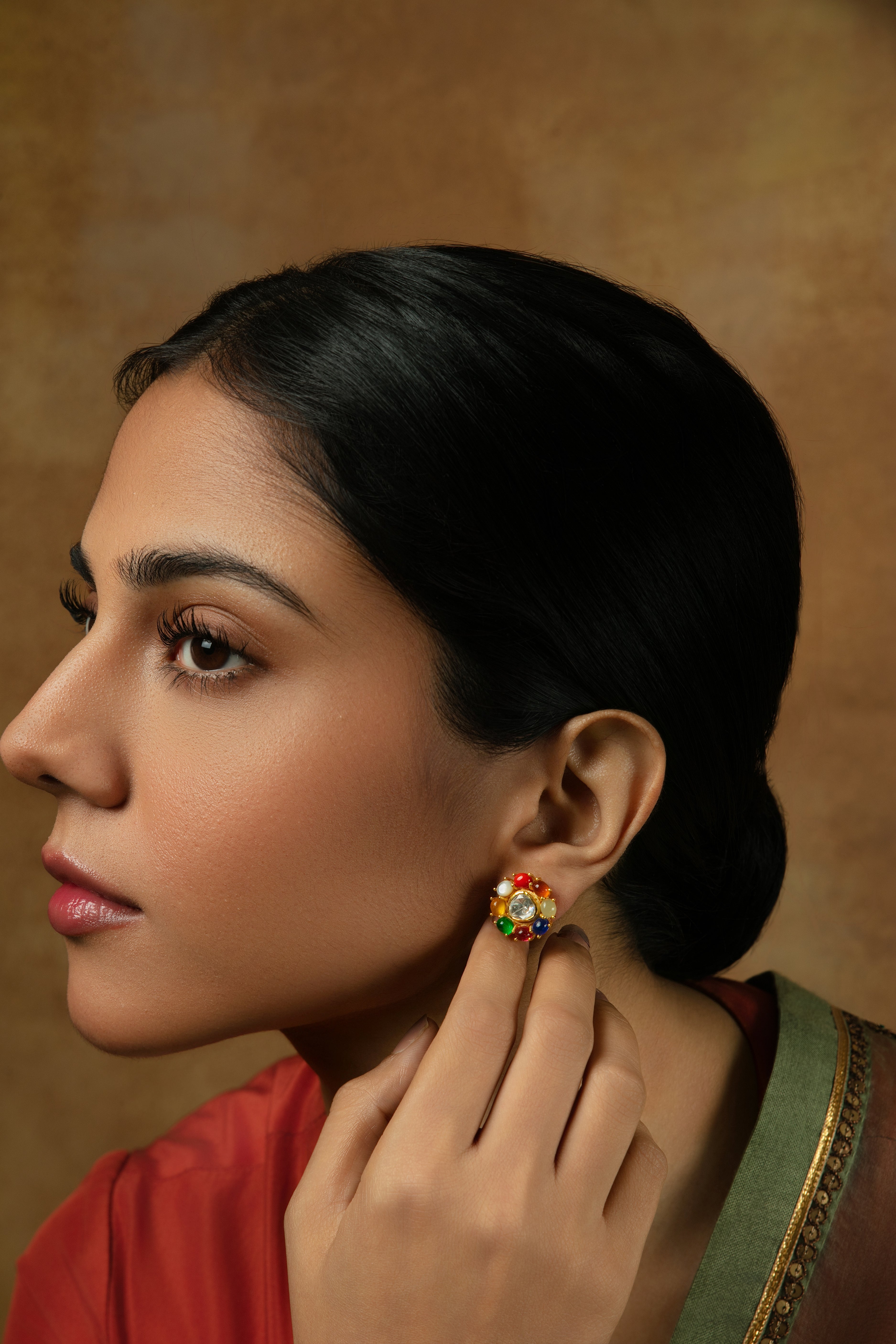 Navriti Studs