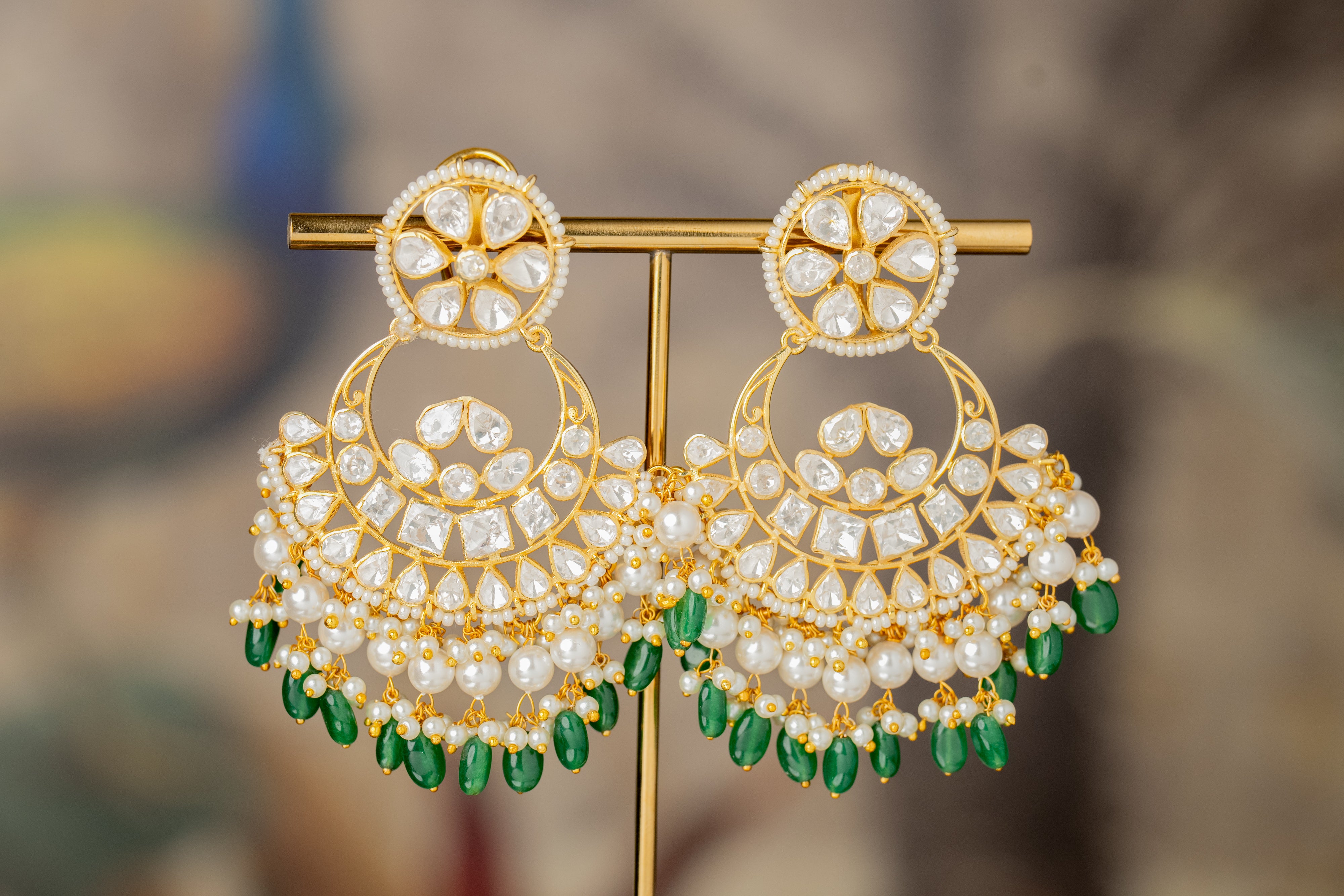 Zareena Jhumka