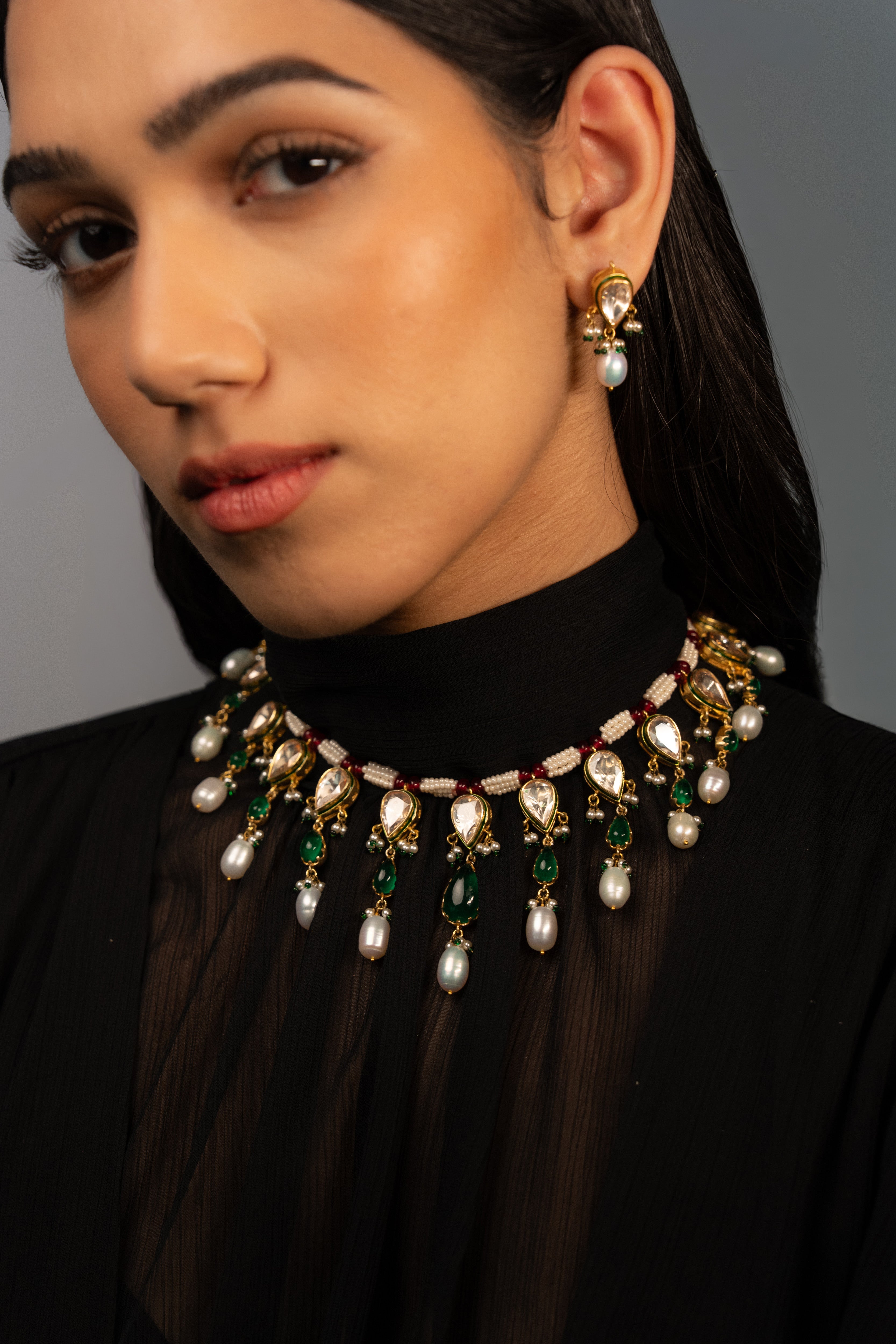 Jakrati Studs