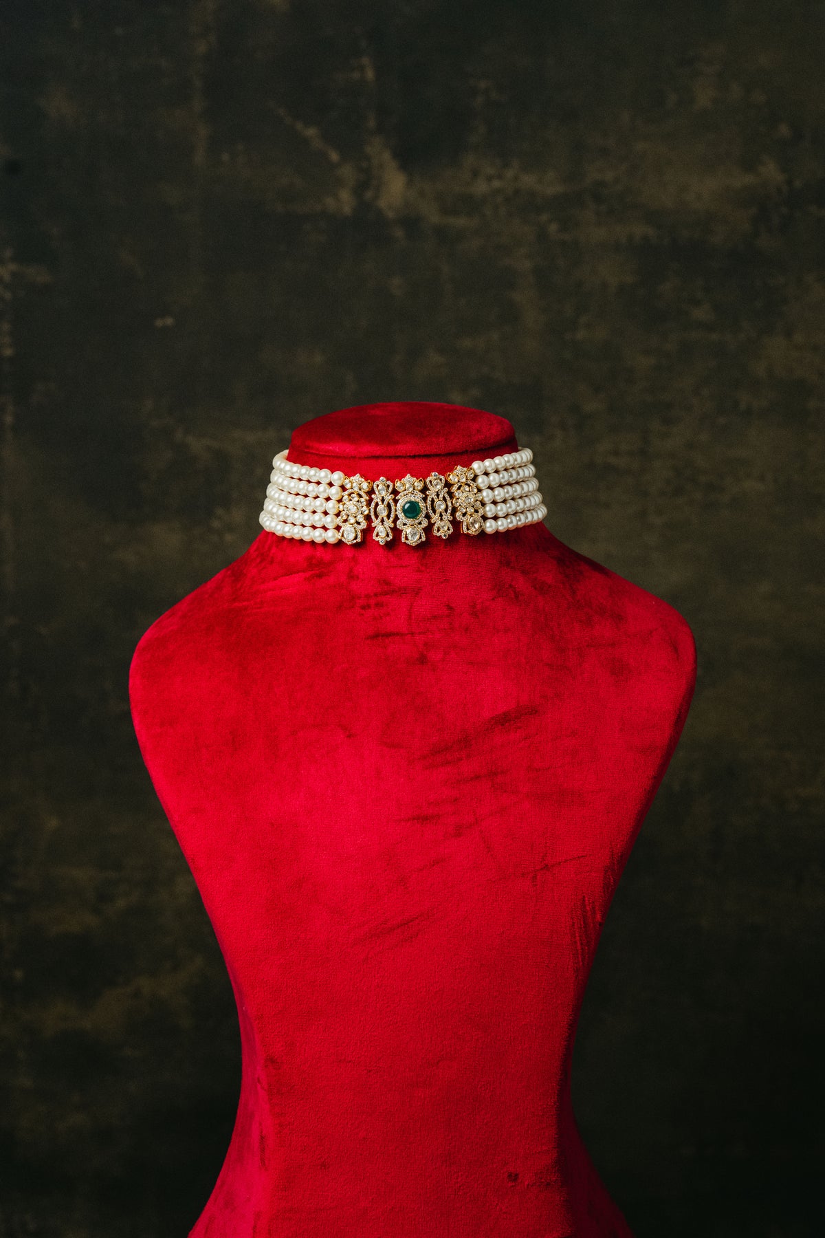 Eriyat Choker