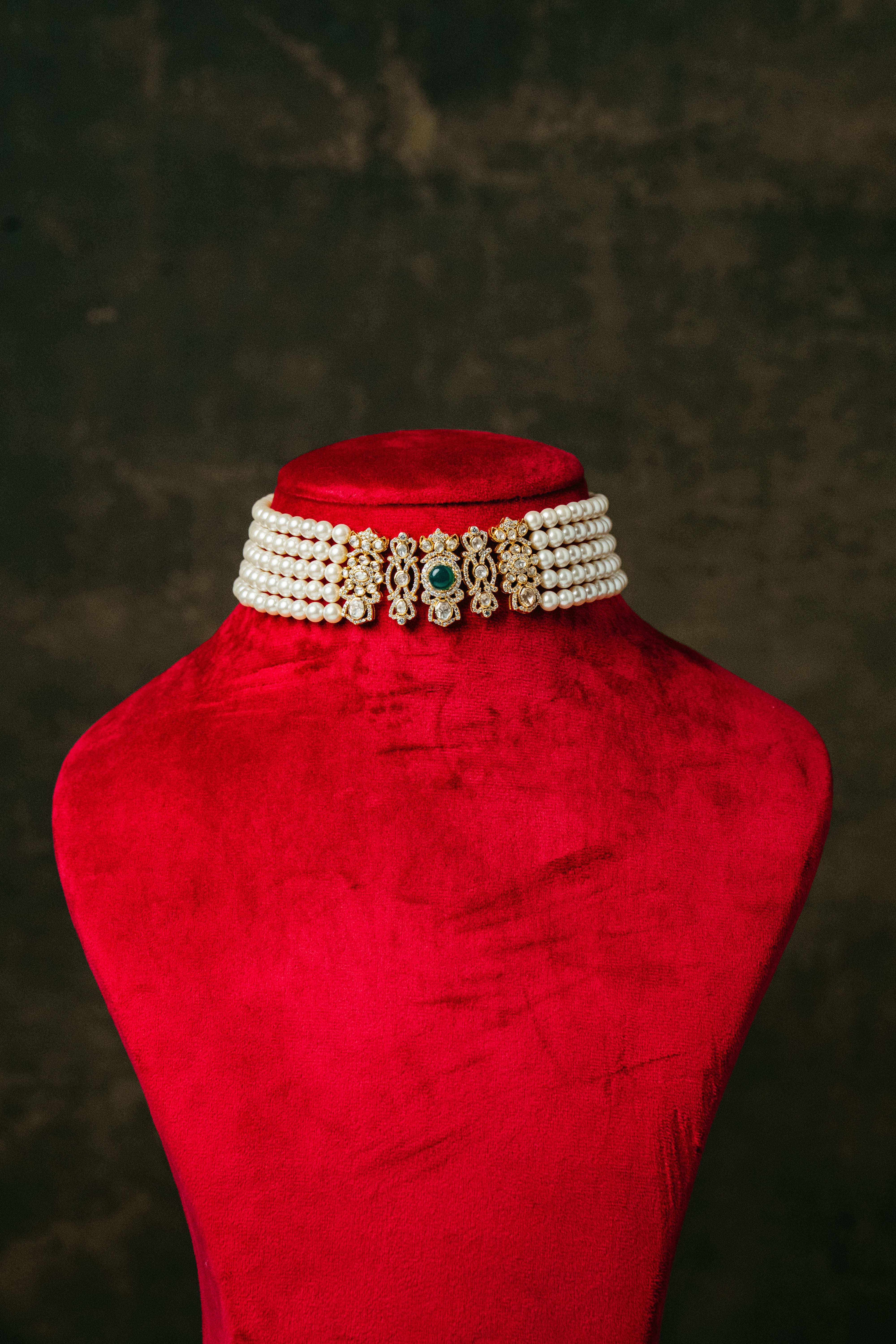 Eriyat Choker