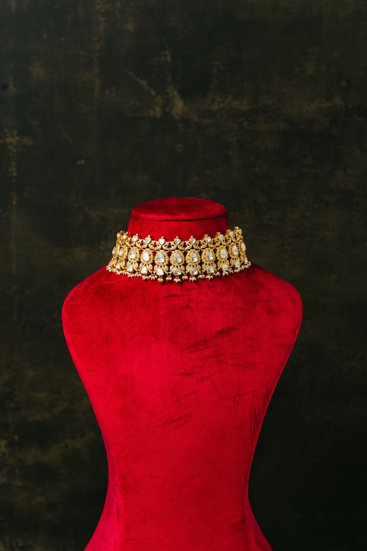 Saridha Choker