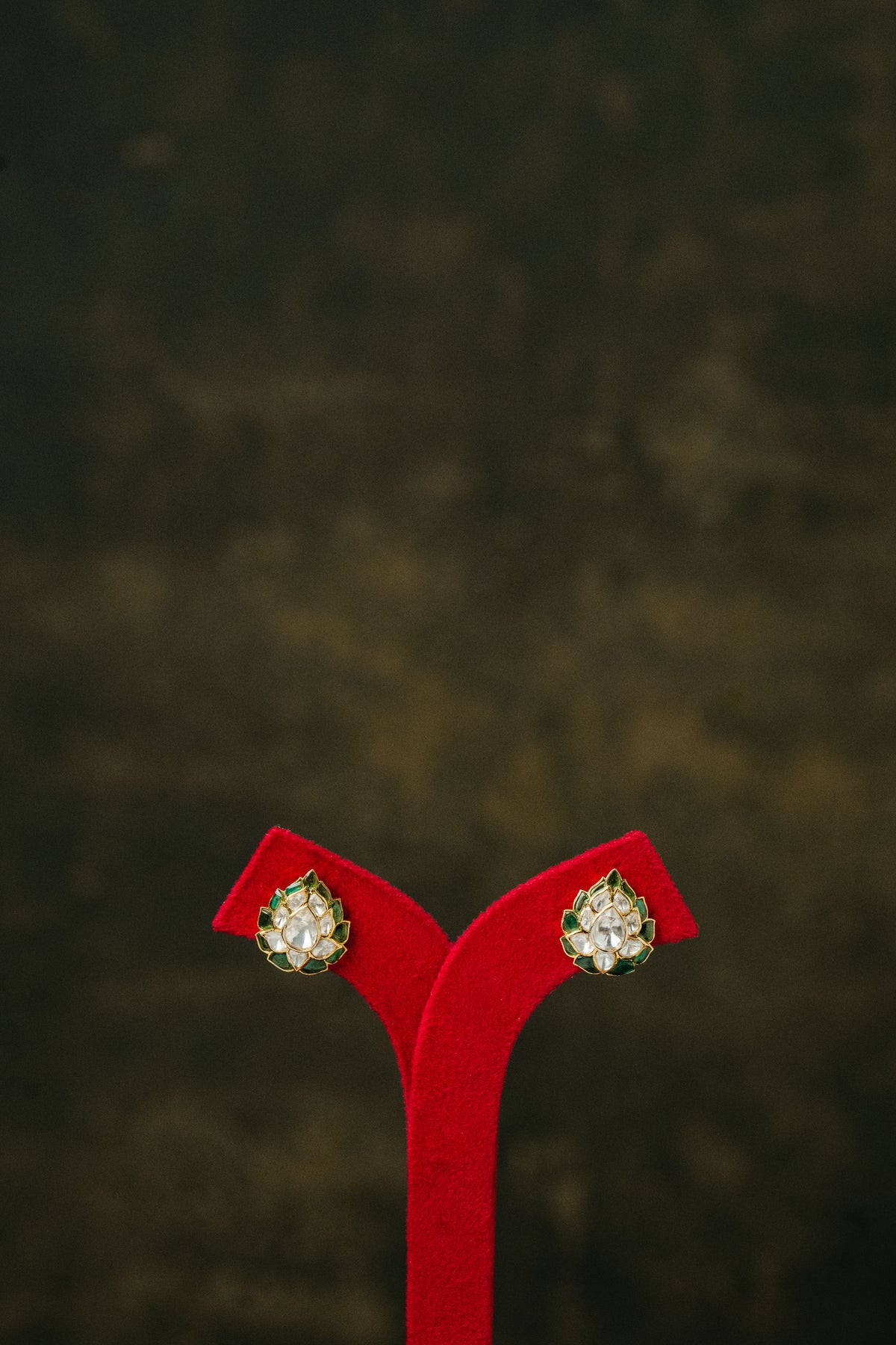 Hasmita Studs