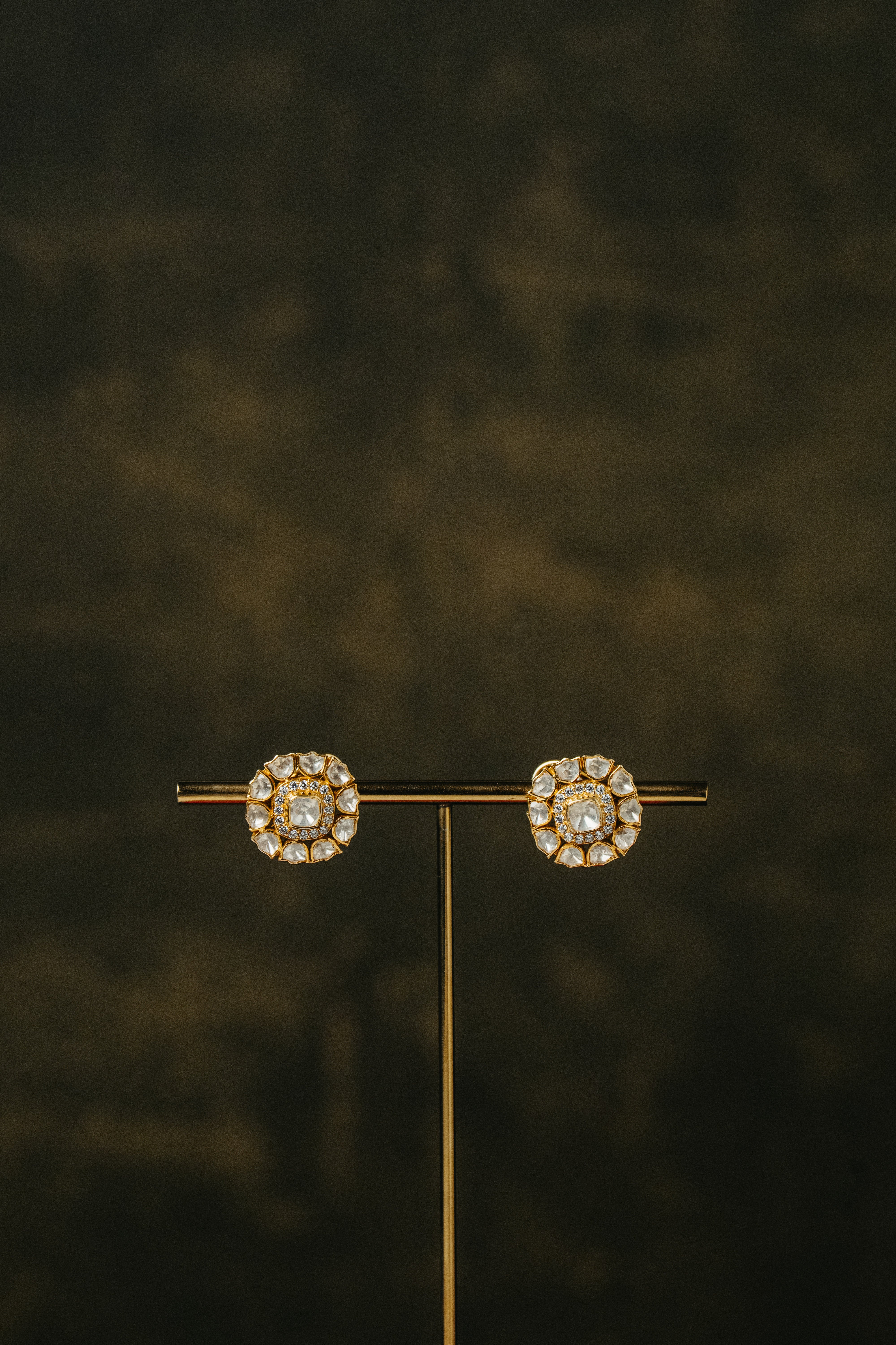 Valida Studs