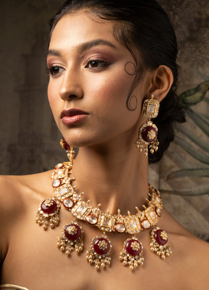 Masqal Necklace Set