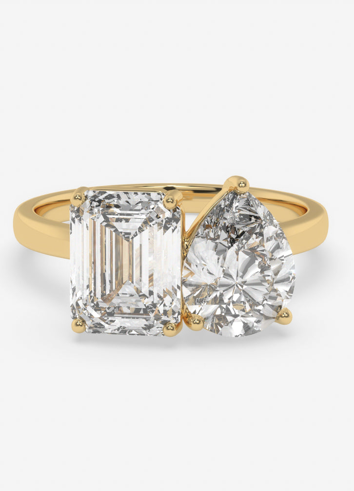 Aelion Ring in Yellow Gold