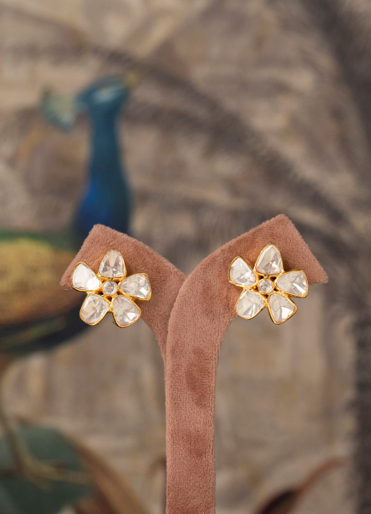 Aaira Studs