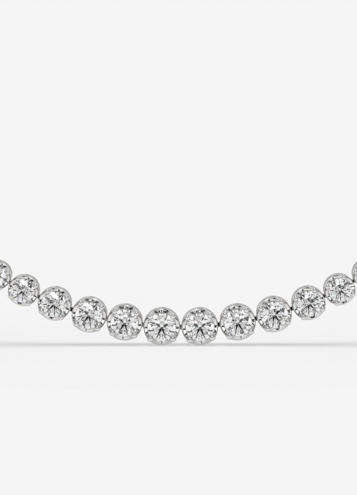 Serenelle Necklace in White Gold