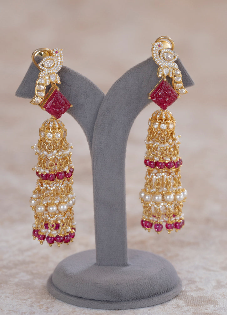 Tawoos Ahmar Jhumka