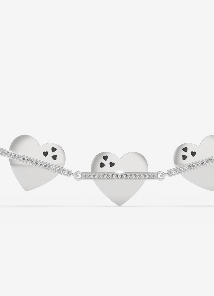 Amorette Necklace In White Gold