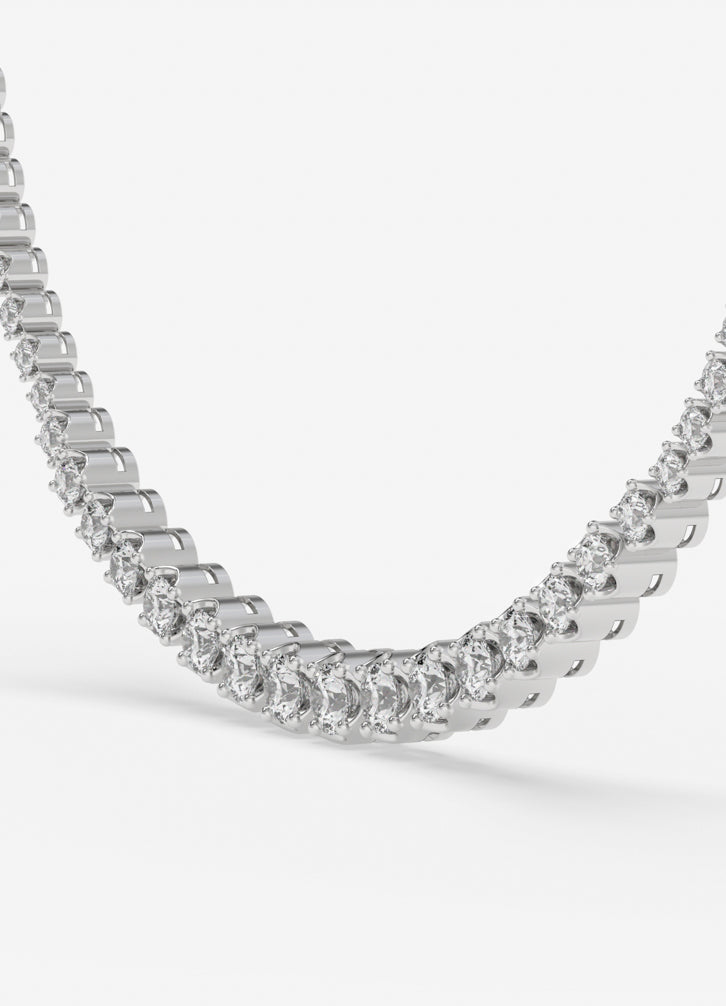 Serenelle Necklace in White Gold