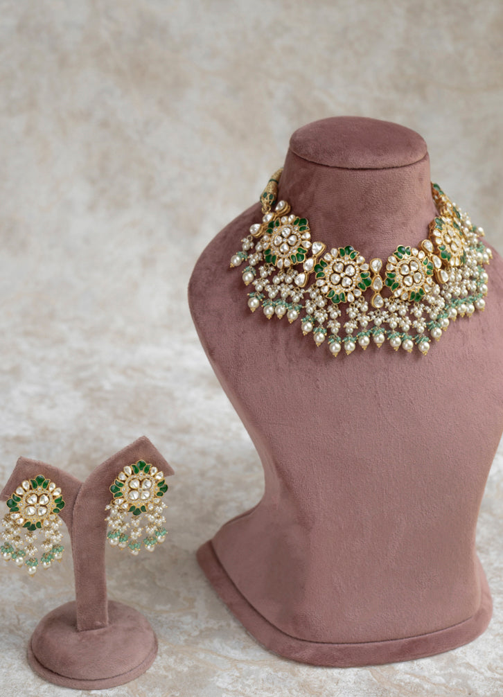 Panna Haar Necklace set
