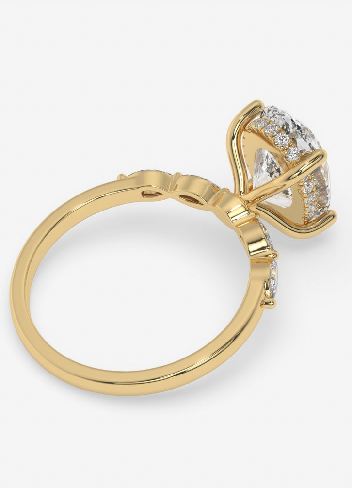 Veloura Ring in Yellow Gold