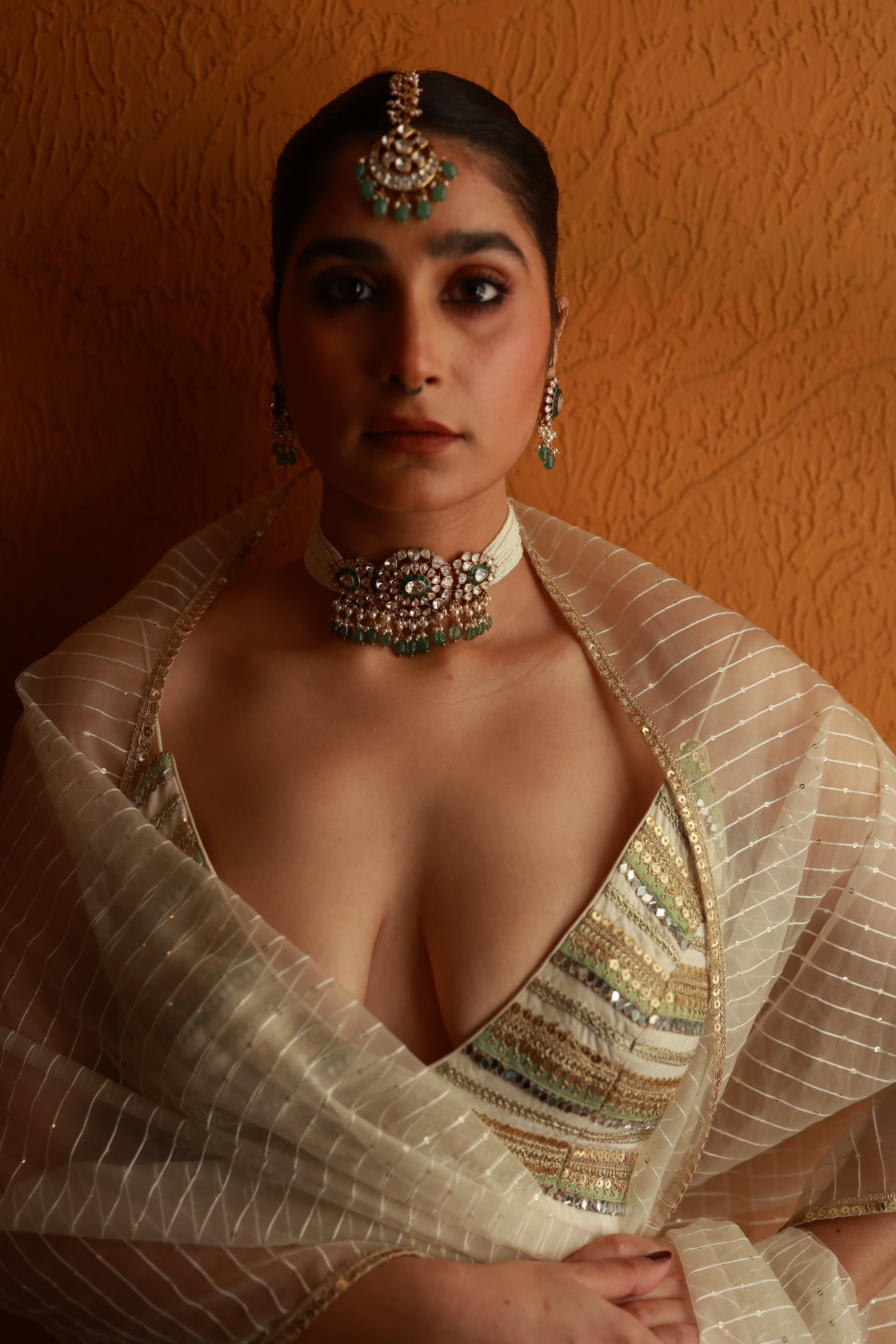 Paaki Haar Set