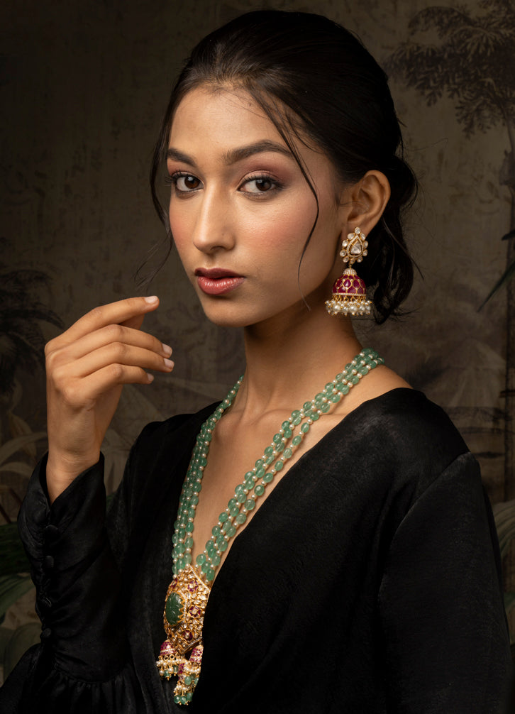 Uqrat Jhumka