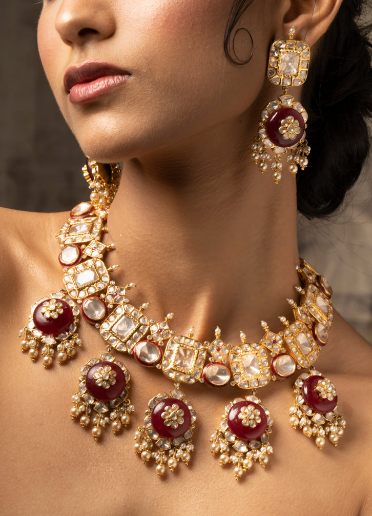 Masqal Necklace Set