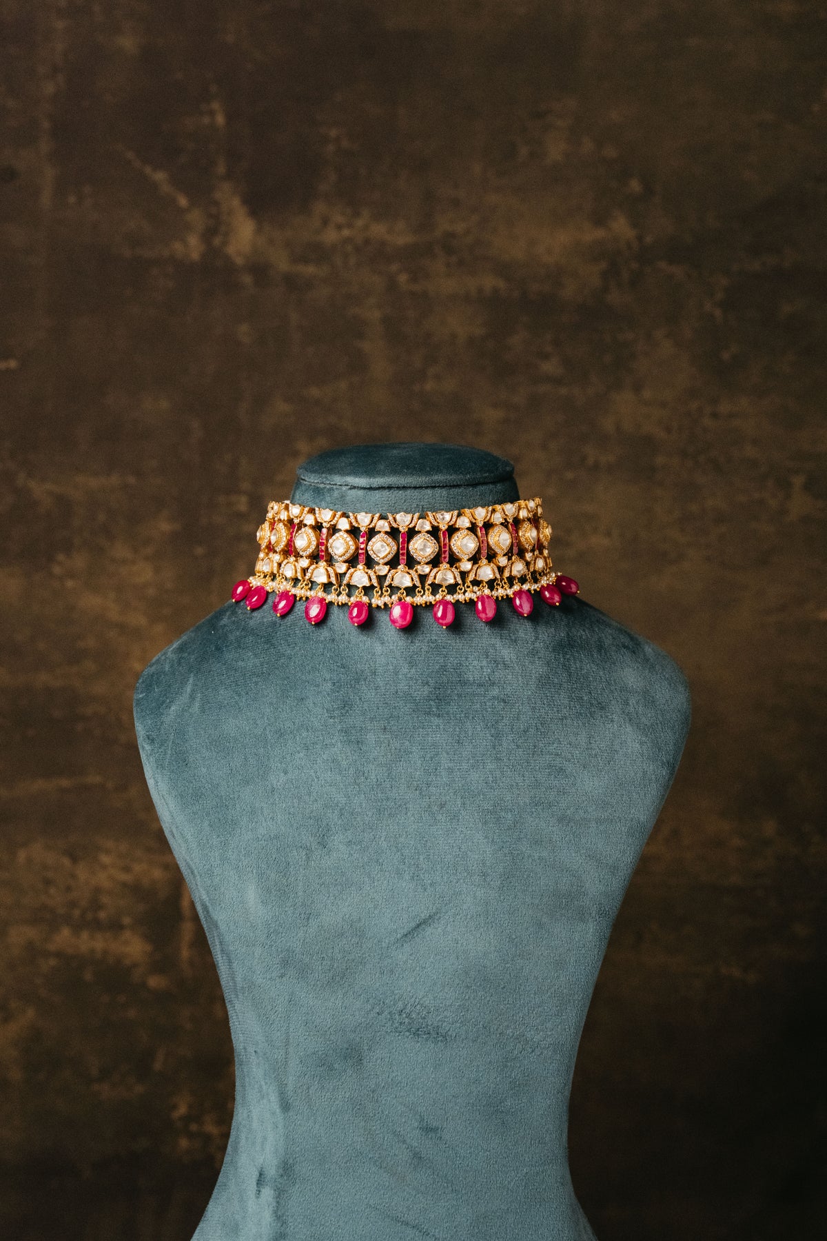 Valida Choker