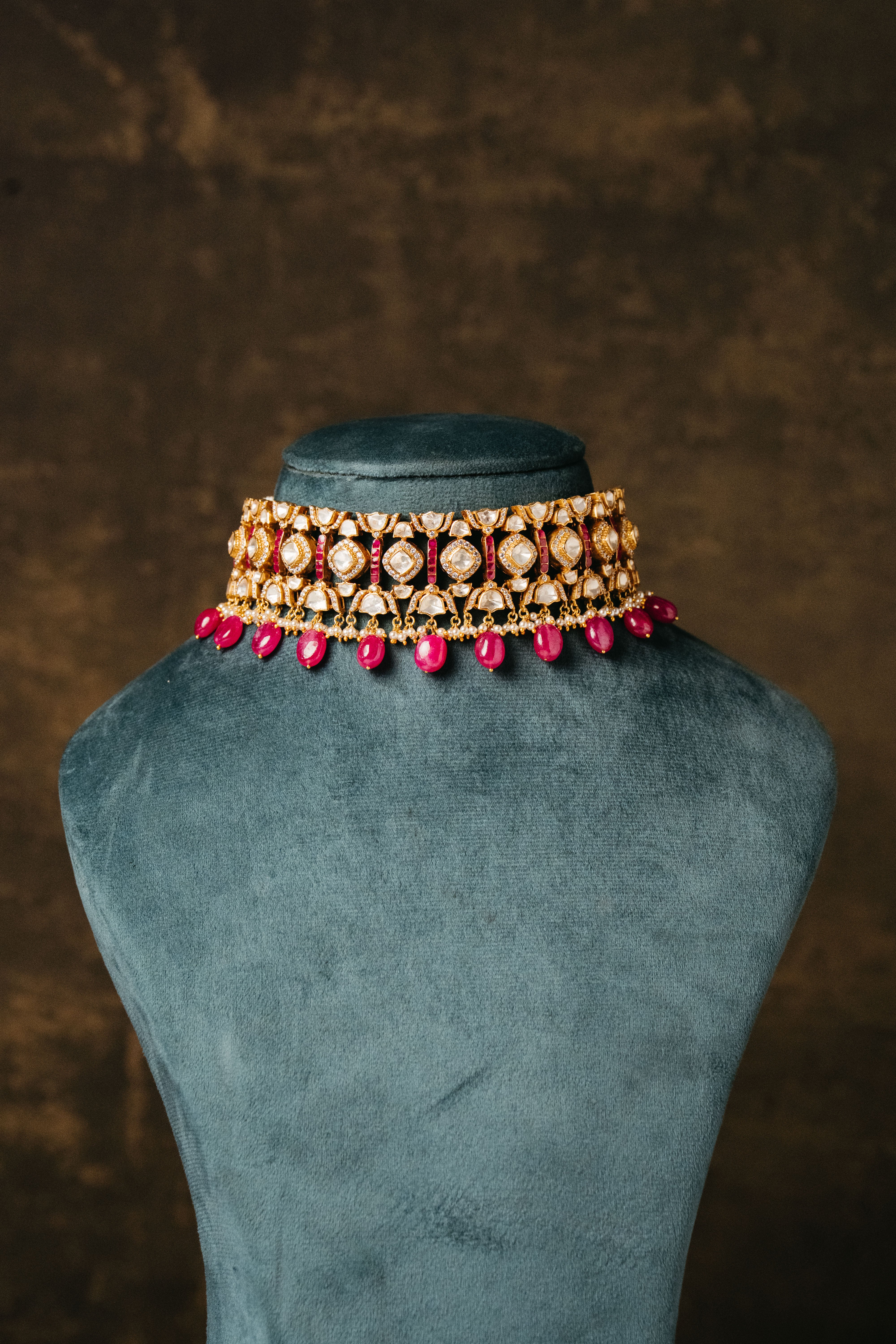Valida Choker