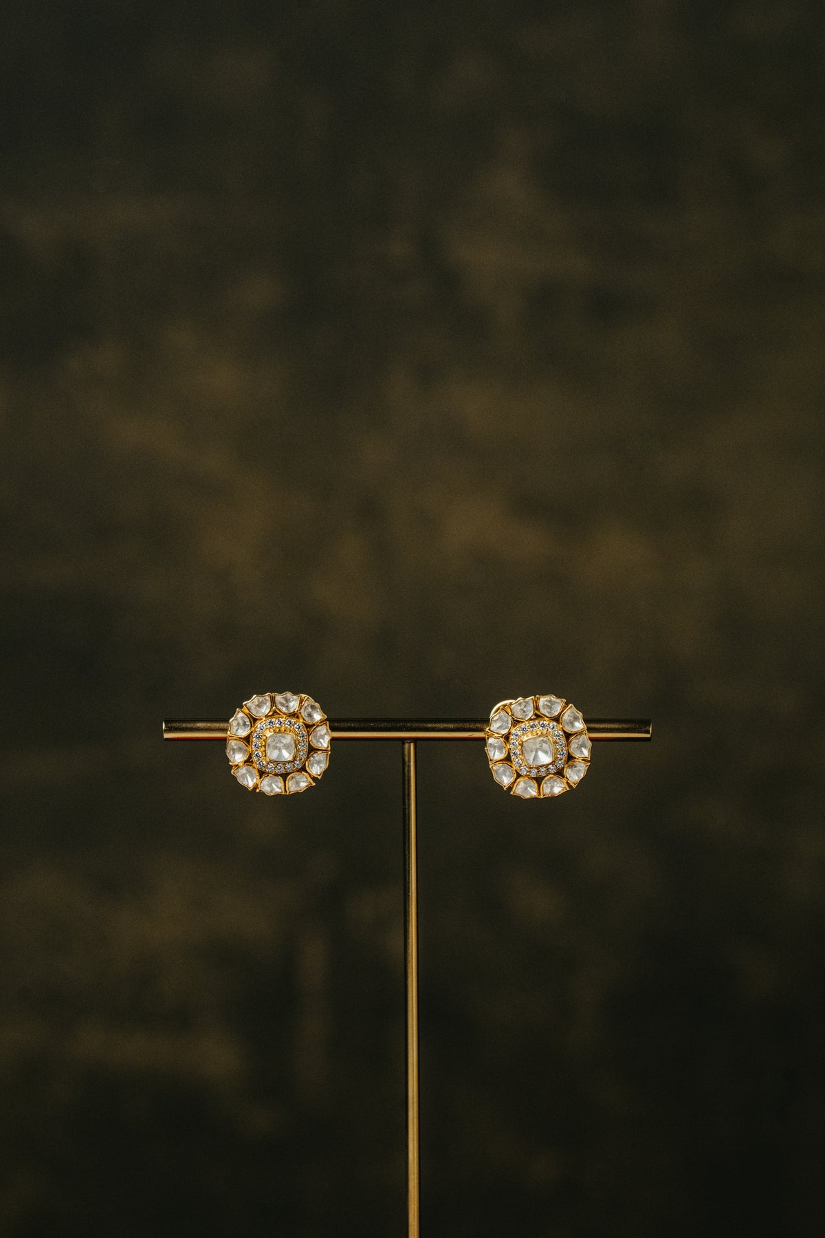 Valida Studs