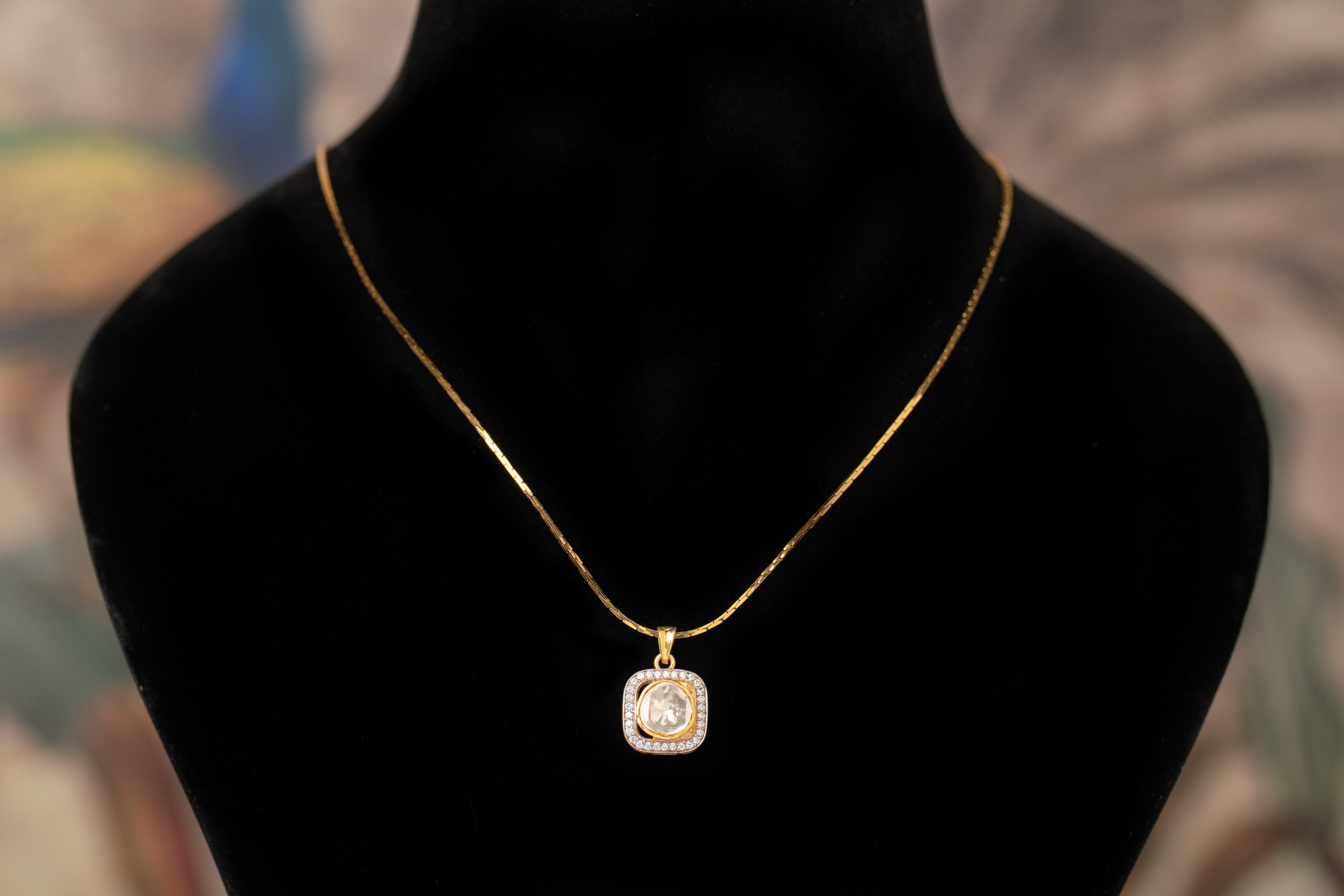 Rabia Pendant