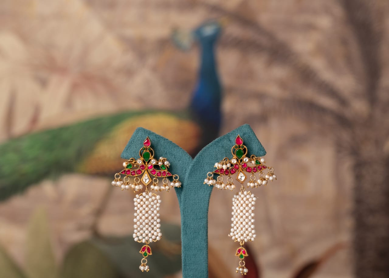 Kiswa Jhumka